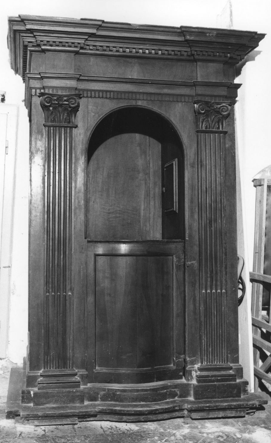 confessionale - bottega senese (sec. XIX)