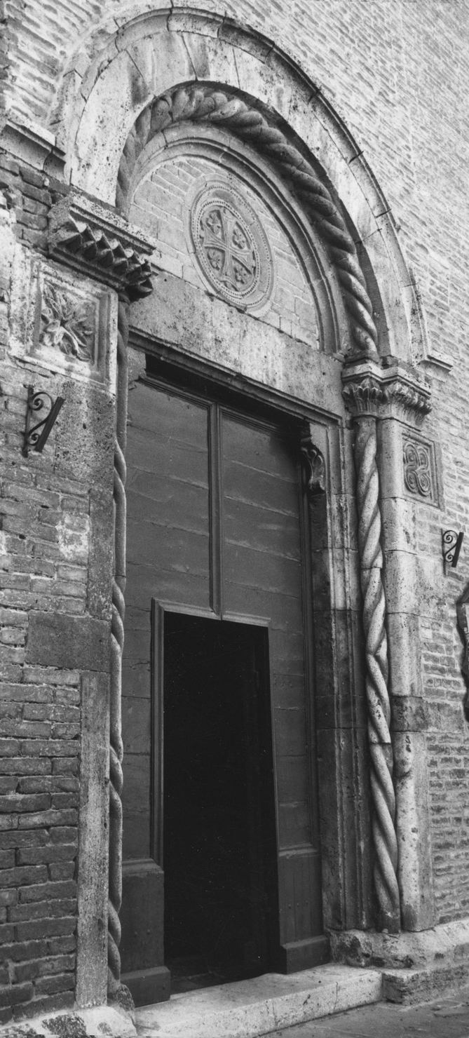 portale, elemento d'insieme - ambito toscano (prima metà sec. XIII)