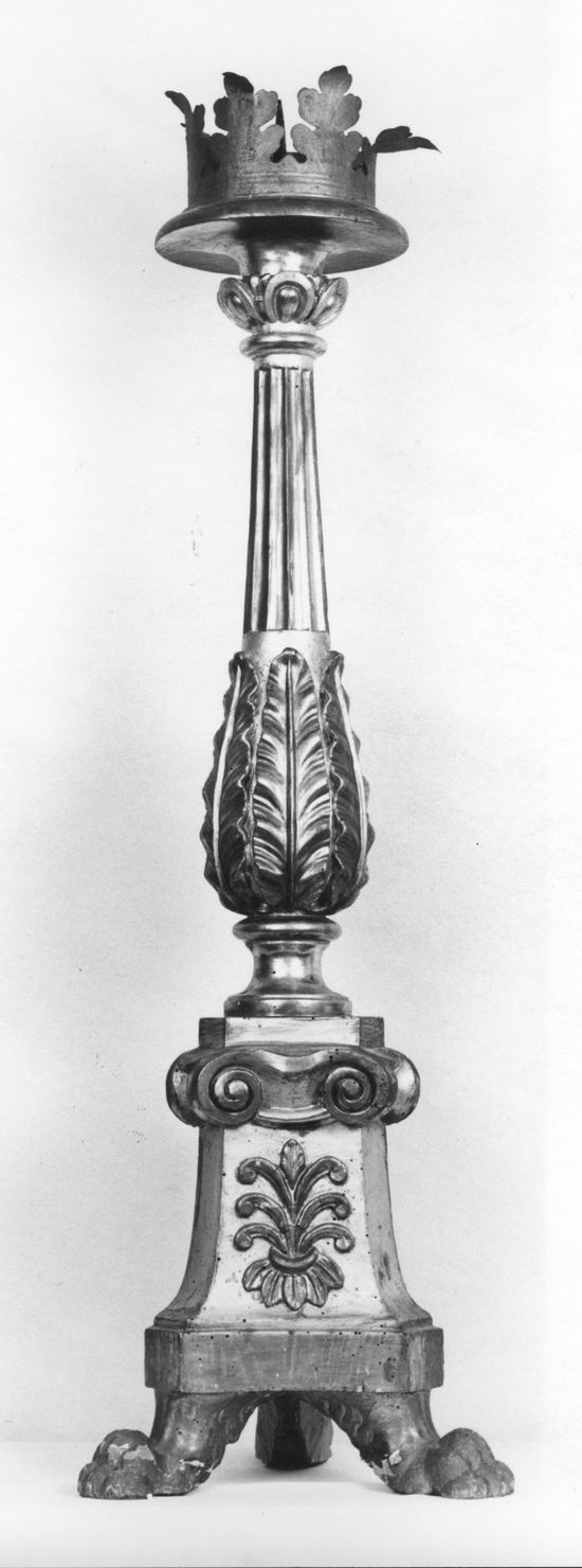 candeliere d'altare, serie - bottega senese (primo quarto sec. XIX)