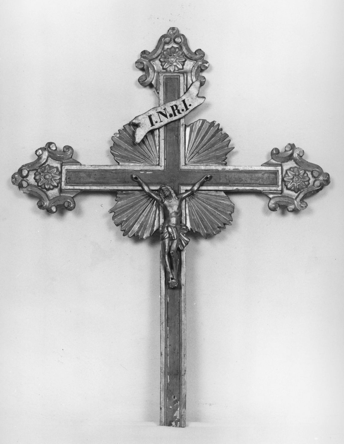 Cristo crocifisso (croce processionale) - bottega senese (seconda metà sec. XVIII)