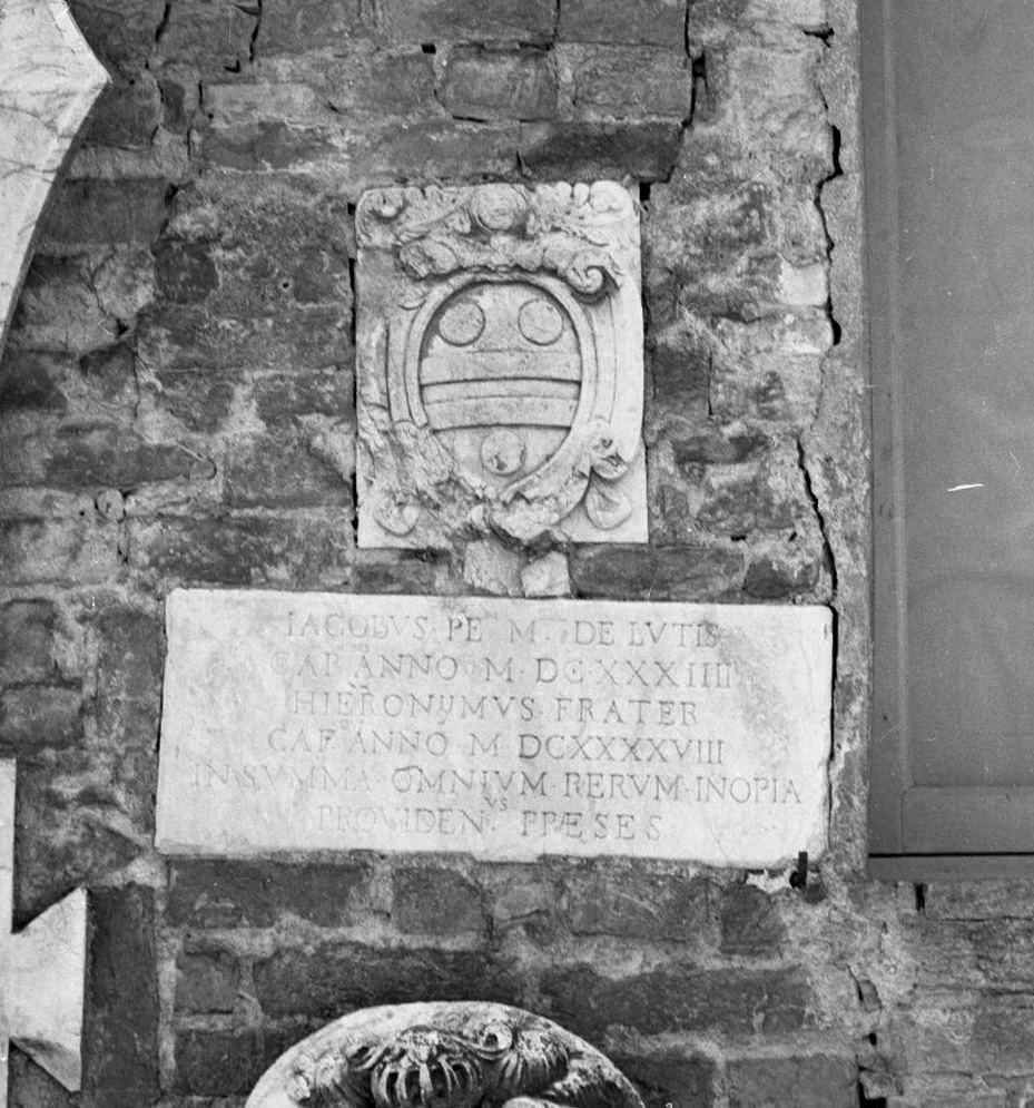 lapide documentaria, elemento d'insieme - bottega toscana (sec. XVII)