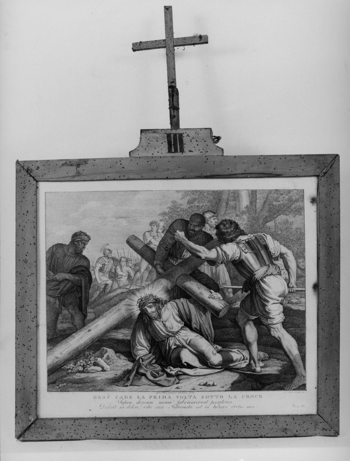stazione III: Gesù cade sotto la croce la prima volta (stampa, elemento d'insieme) di Pera Giuseppe, Sabatelli Luigi, Cecchi Giovanni Battista (sec. XIX)