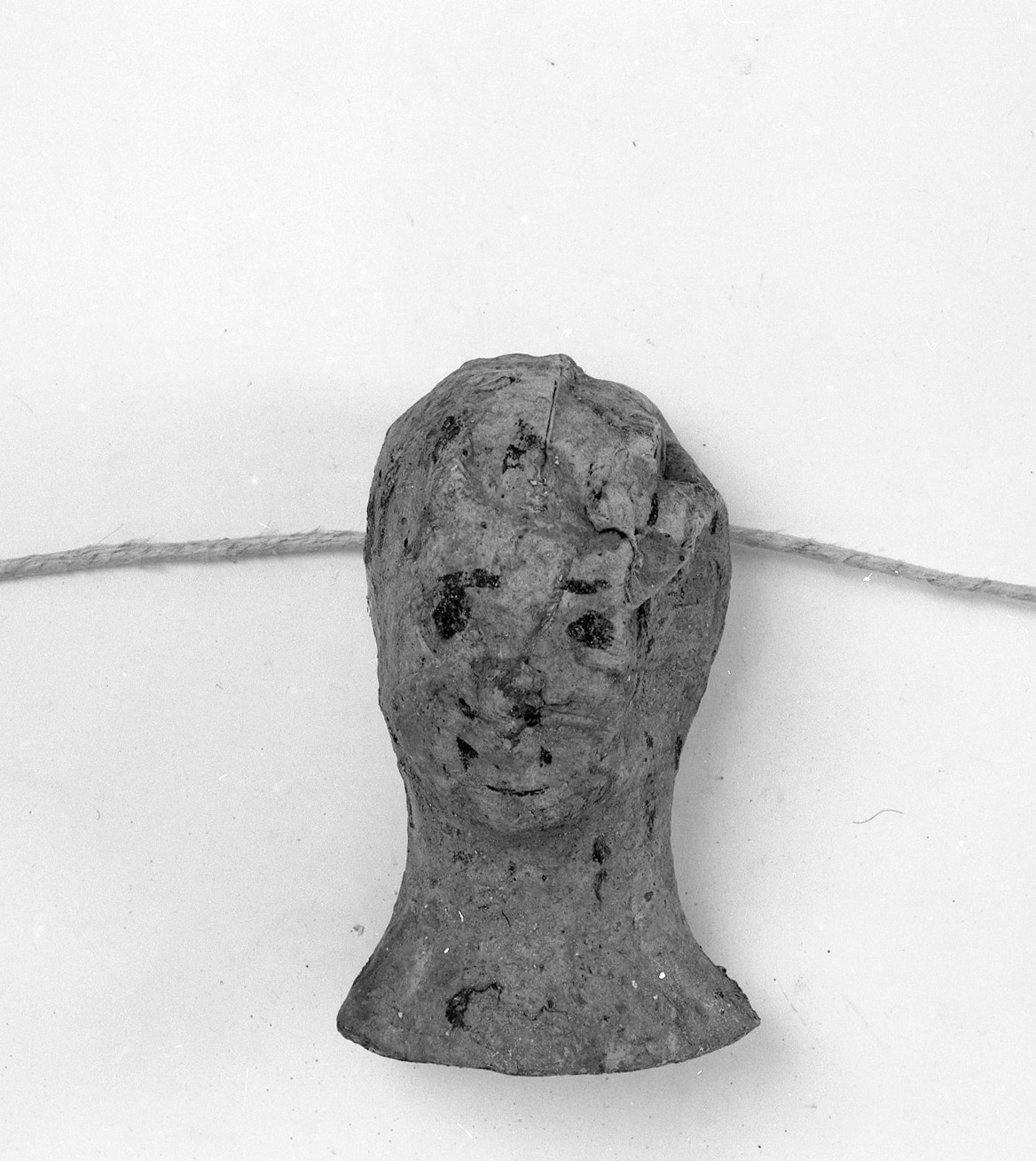 testa umana (ex voto antropomorfo) - valdelsano (secc. XVI/ XVIII)