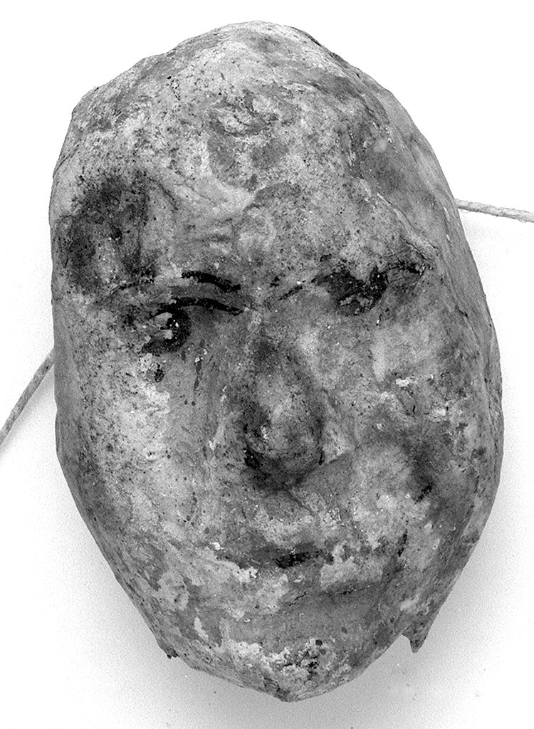 testa umana (ex voto antropomorfo) - valdelsano (secc. XVI/ XIX)