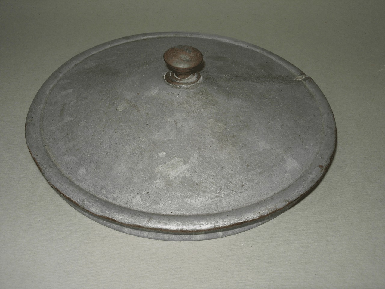 coperchio - bottega grossetana (sec. XX inizio)