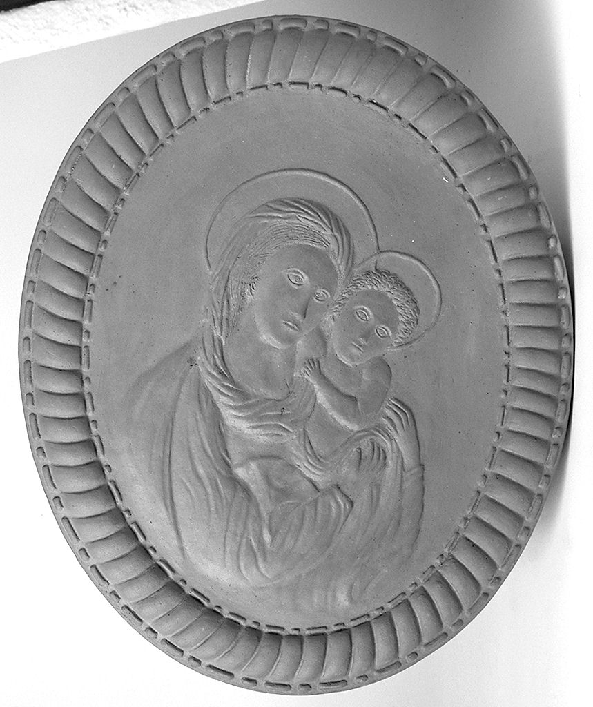 Madonna con Bambino (rilievo) - produzione di petroio (v) (1950 post)