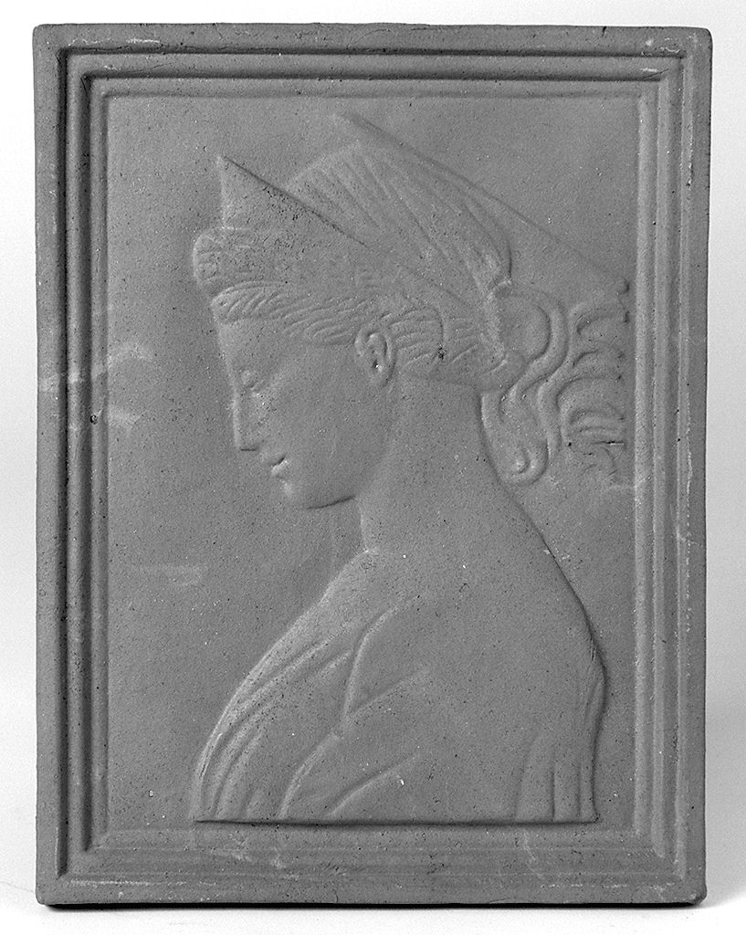 busto femminile (rilievo) - produzione di petroio (v) (1950 post)