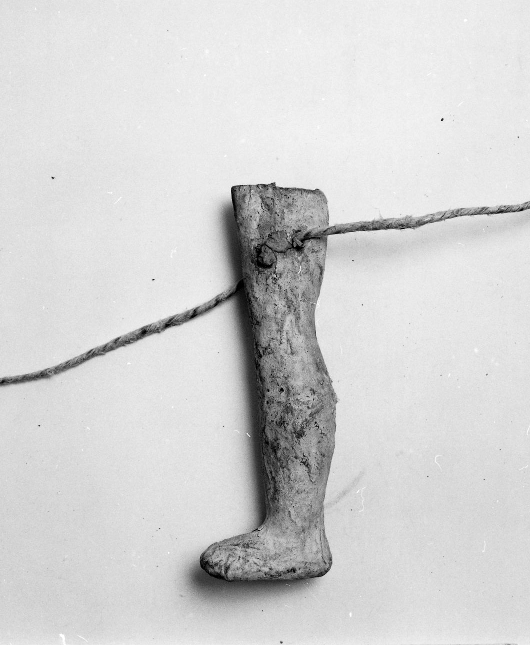 gamba (ex voto antropomorfo) - valdelsano (secc. XVI/ XIX)