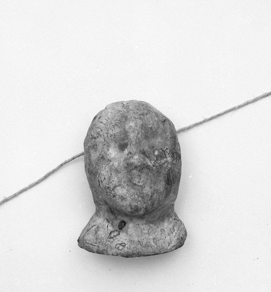 testa umana (ex voto antropomorfo) - valdelsano (secc. XVI/ XIX)