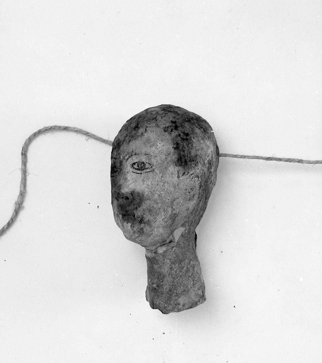 testa umana (ex voto antropomorfo) - valdelsano (secc. XVI/ XIX)