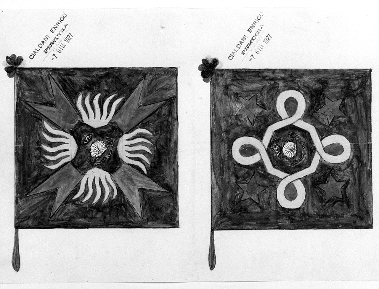 bandiere della contrada del Nicchio (disegno) di Cialdani Enrico (sec. XX)