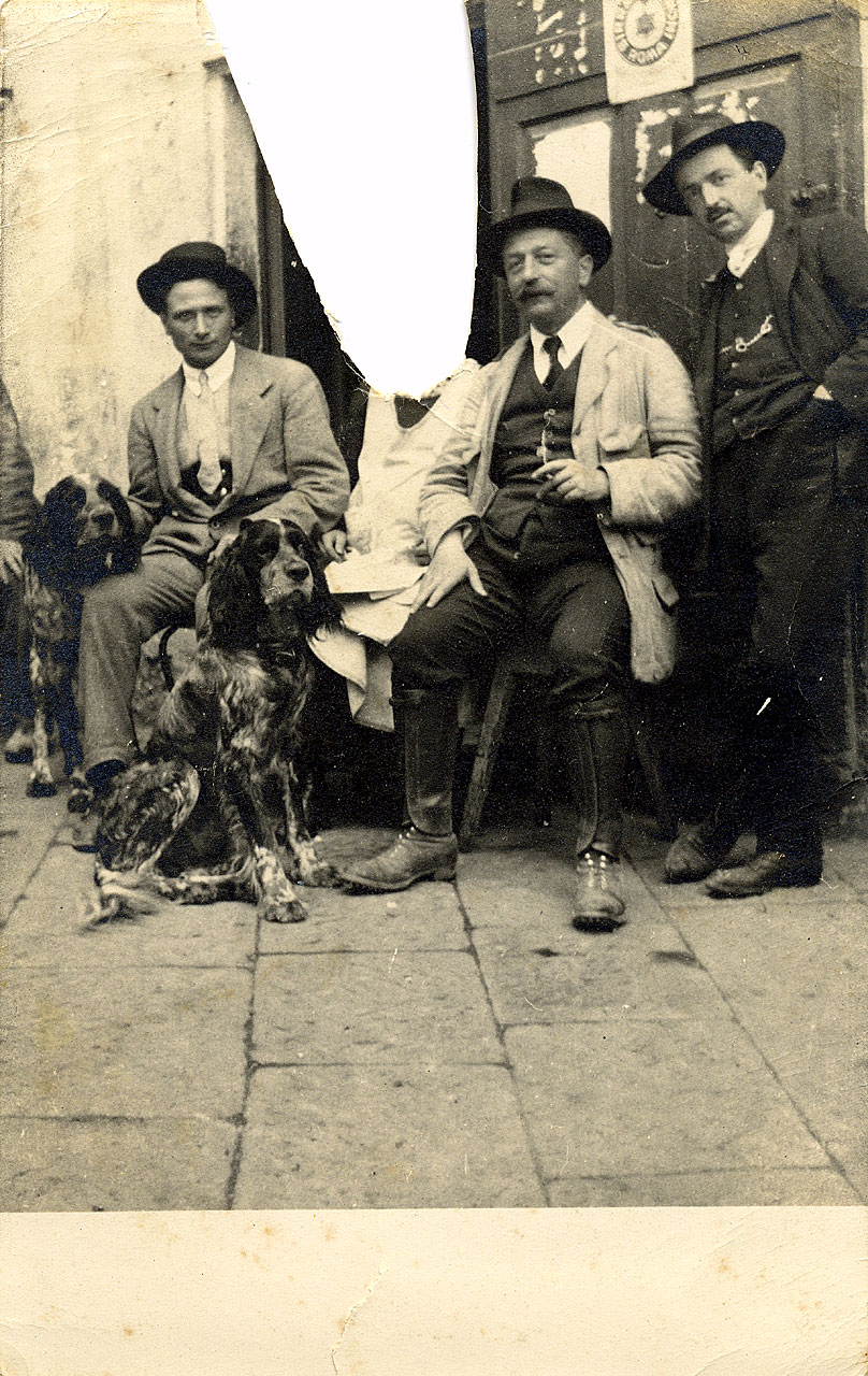 uomini - cani (positivo) di Anonimo (attr) (XX)