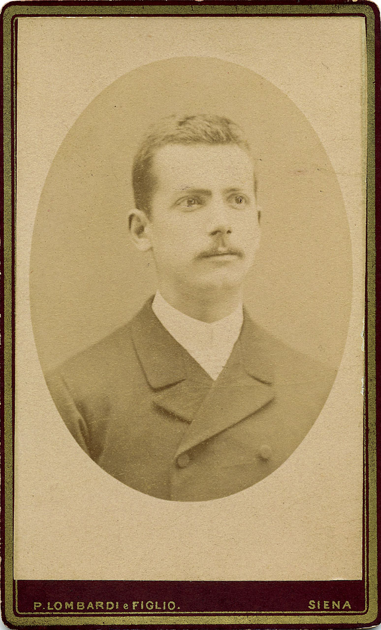 Uomo - ritratto (positivo) di Lombardi, Paolo e Figlio (attr) (XX)