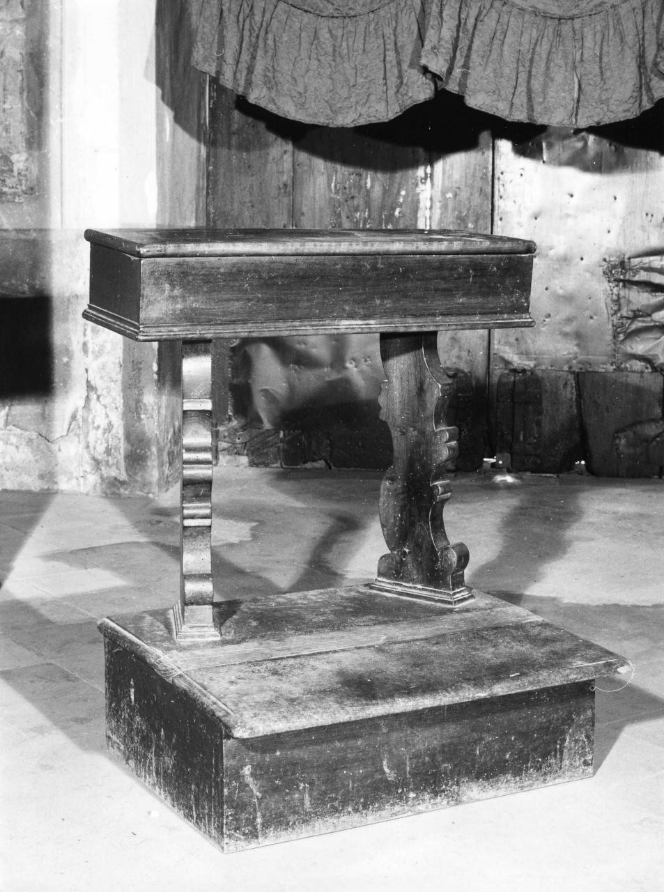 inginocchiatoio - bottega toscana (secc. XVIII/ XIX)