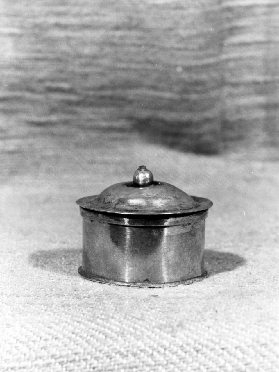 vasetti per oli santi - bottega toscana (seconda metà sec. XVIII)