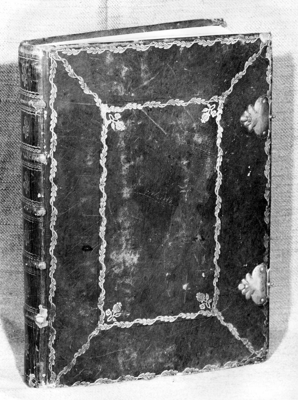 coperta di libro liturgico - bottega veneziana (sec. XVIII)