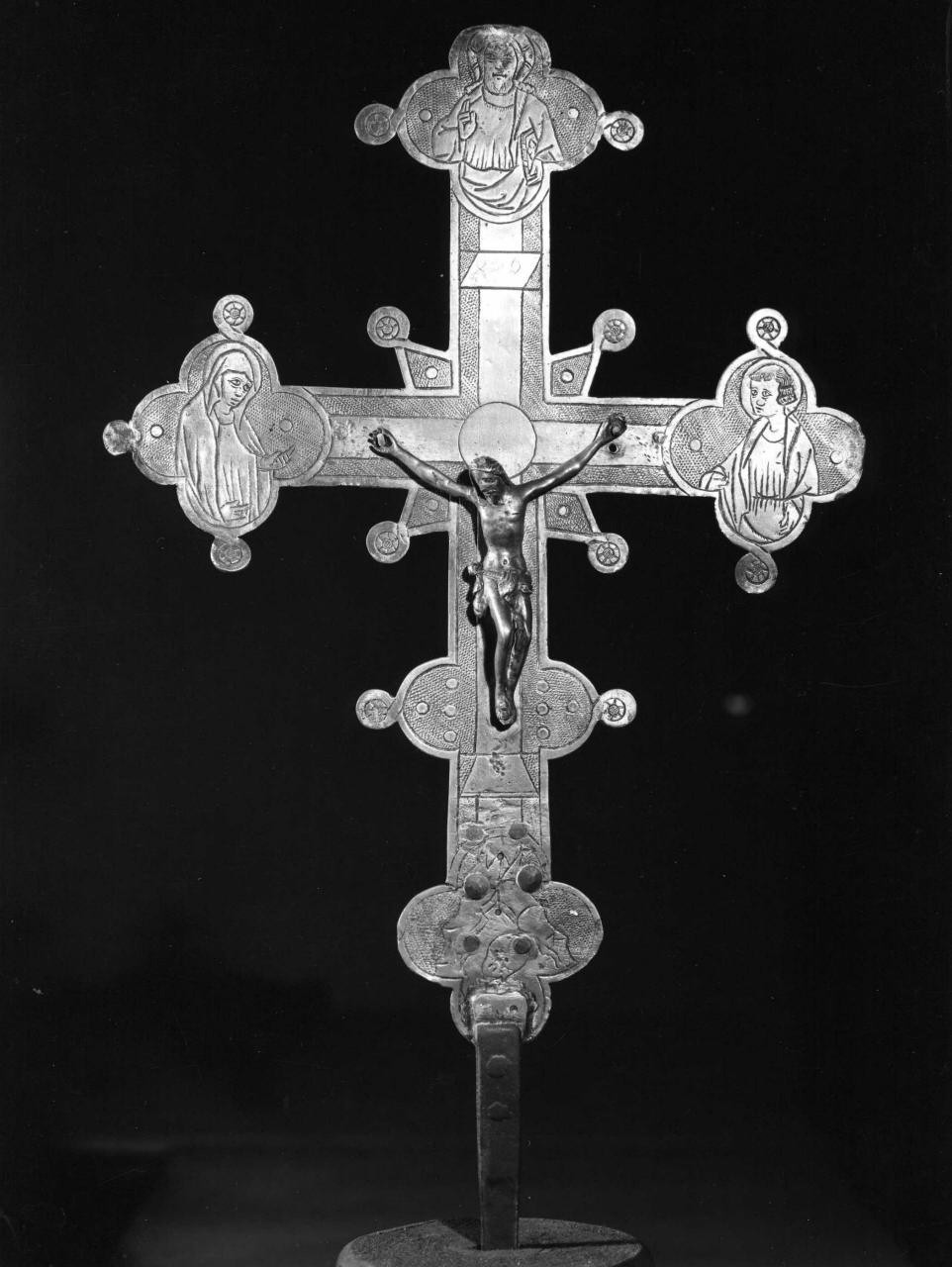 Cristo crocifisso (croce processionale) - bottega toscana (sec. XV, sec. XVIII)