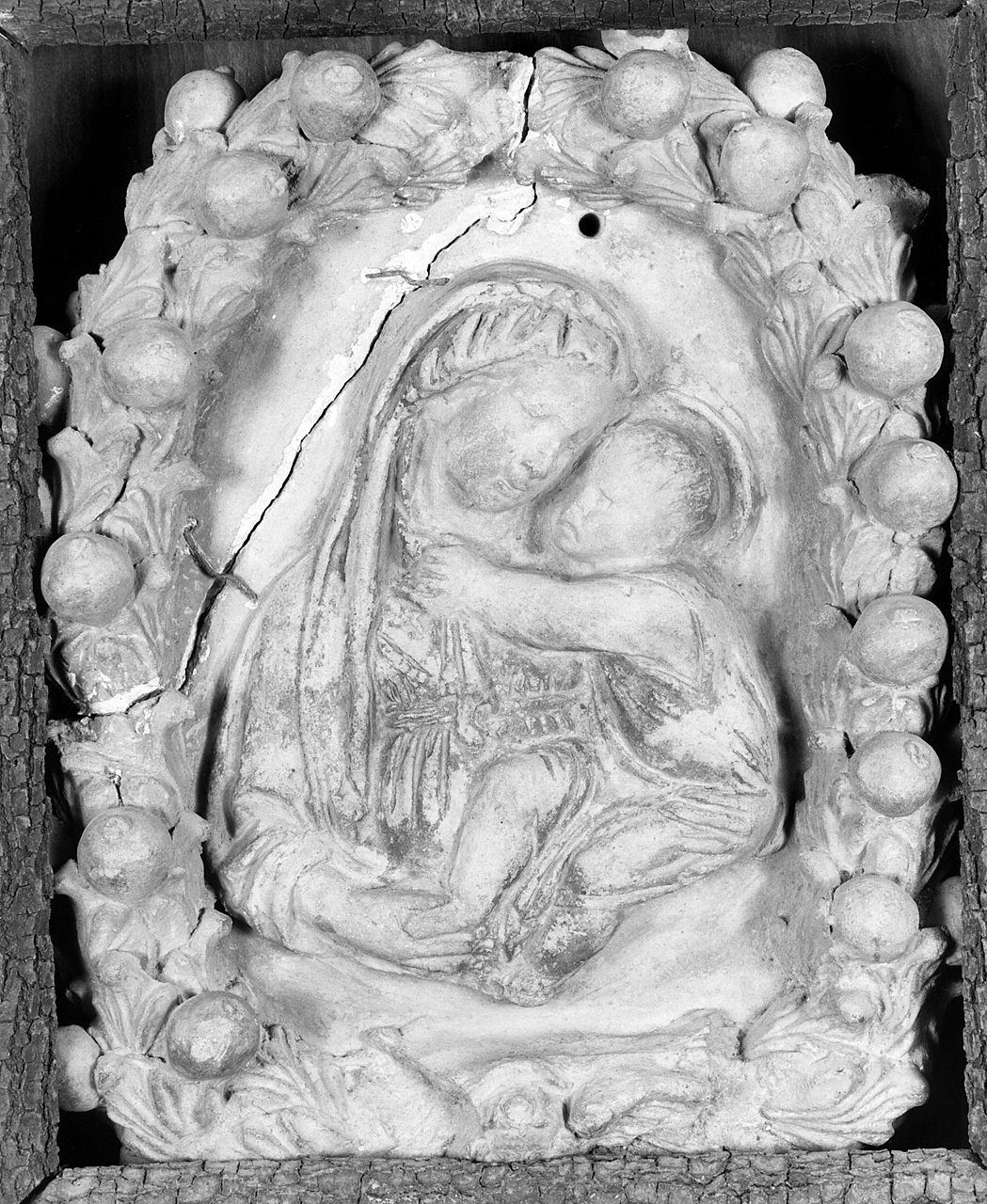 Madonna con Bambino (targa devozionale) - bottega toscana (prima metà sec. XIX)