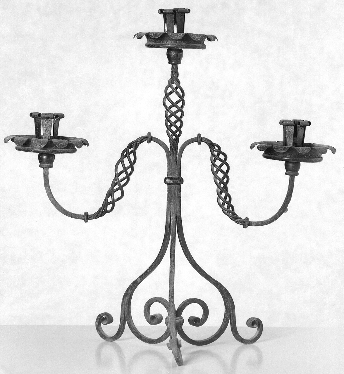 candeliere, serie - bottega toscana (prima metà sec. XX)