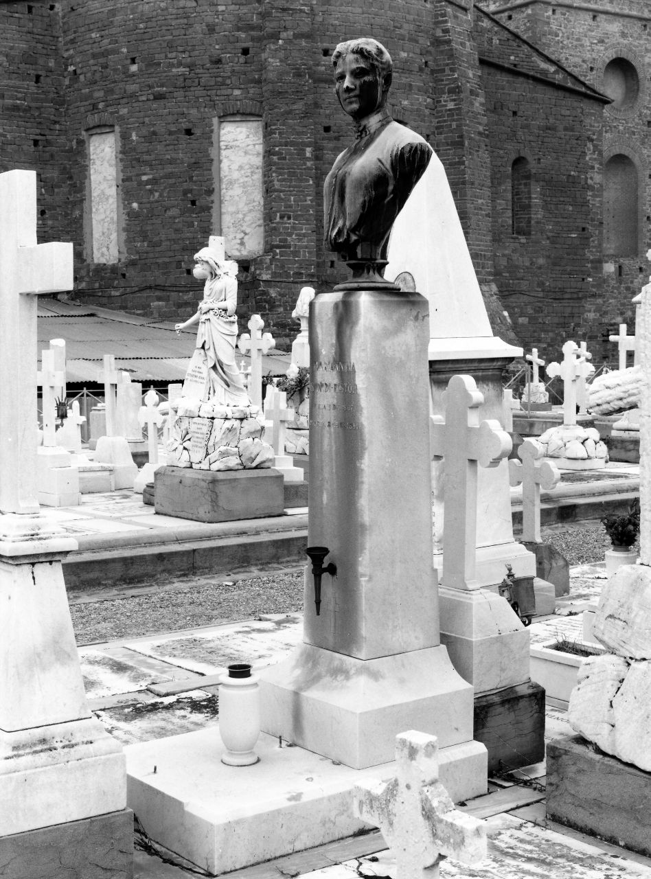 busto ritratto di Mariannina Sordi Ristori (monumento funebre) di Bortone Antonio (sec. XX)