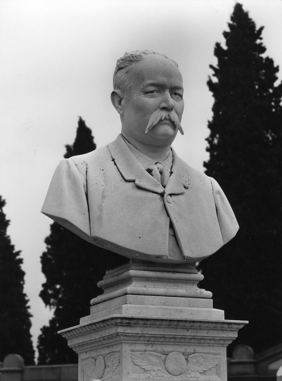 busto ritratto di Lauro Scarselli (monumento funebre) di Moggi U, Uttummi U (sec. XIX)