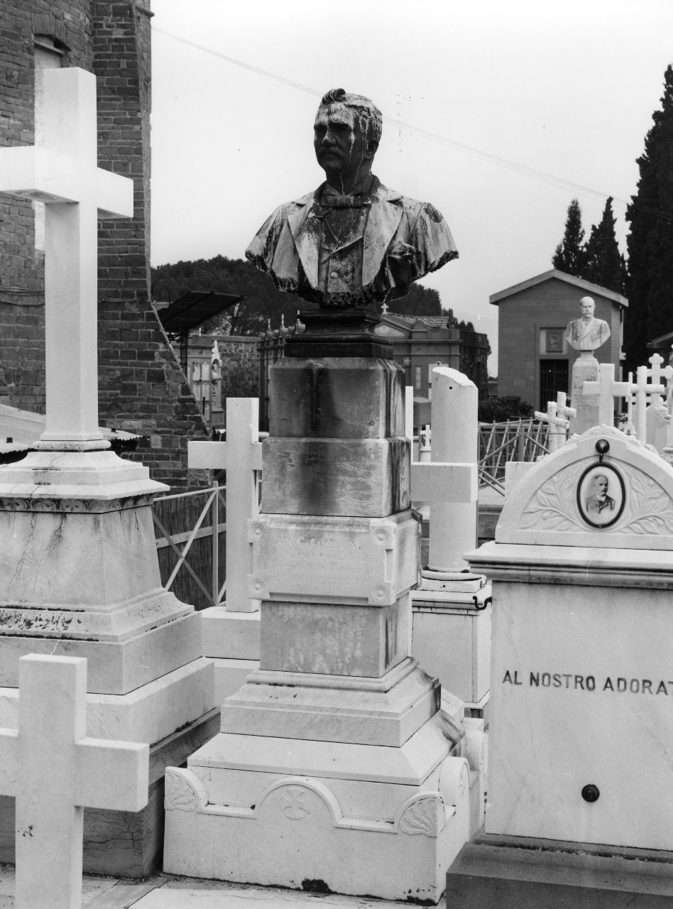 busto ritratto di Gino Callaini (monumento funebre) di Garella Antonio (sec. XIX)