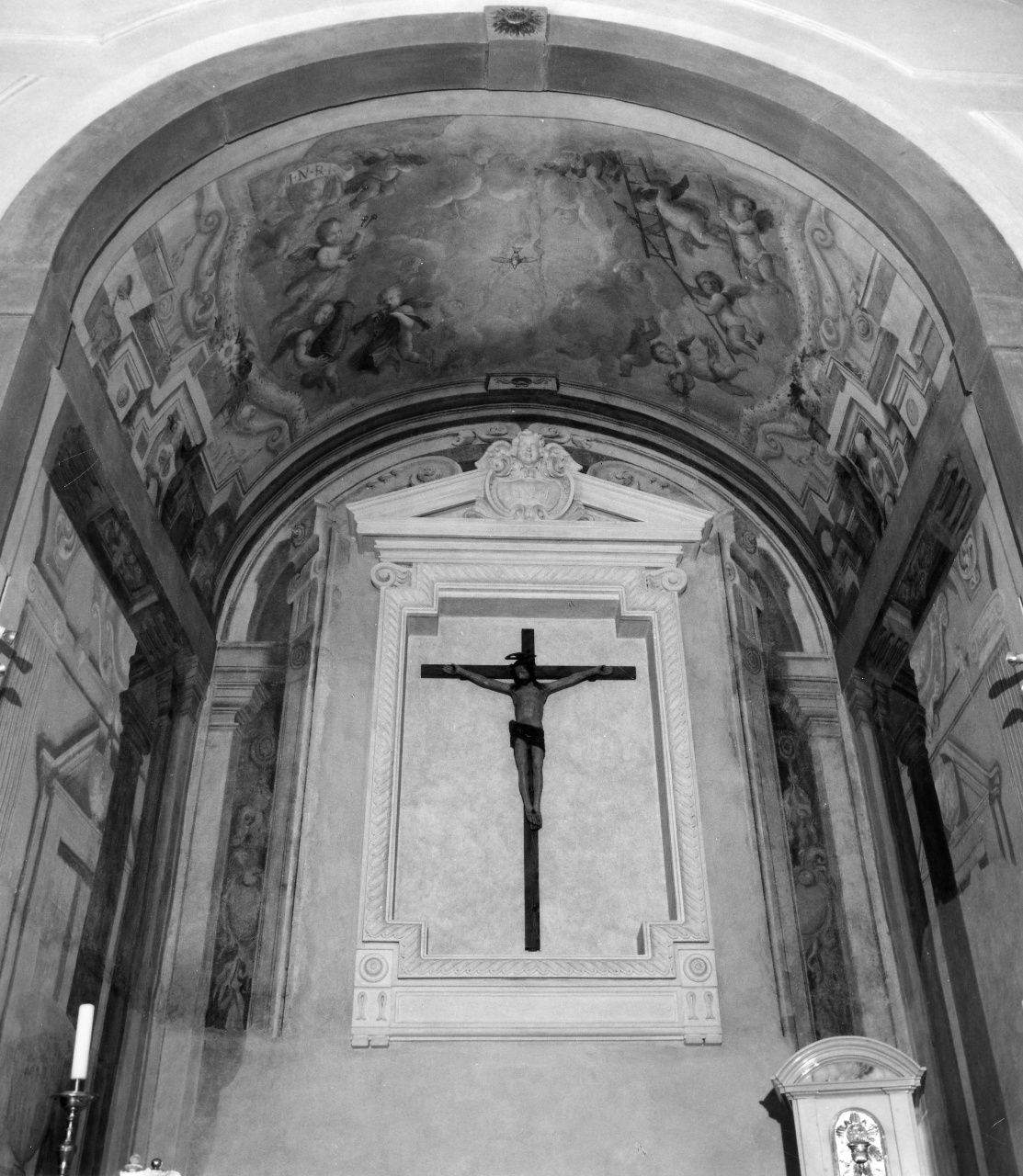 episodi della vita di San Giovanni Battista, angioletti con simboli della passione entro finta architettura (dipinto, ciclo) - ambito fiorentino (metà sec. XVIII)