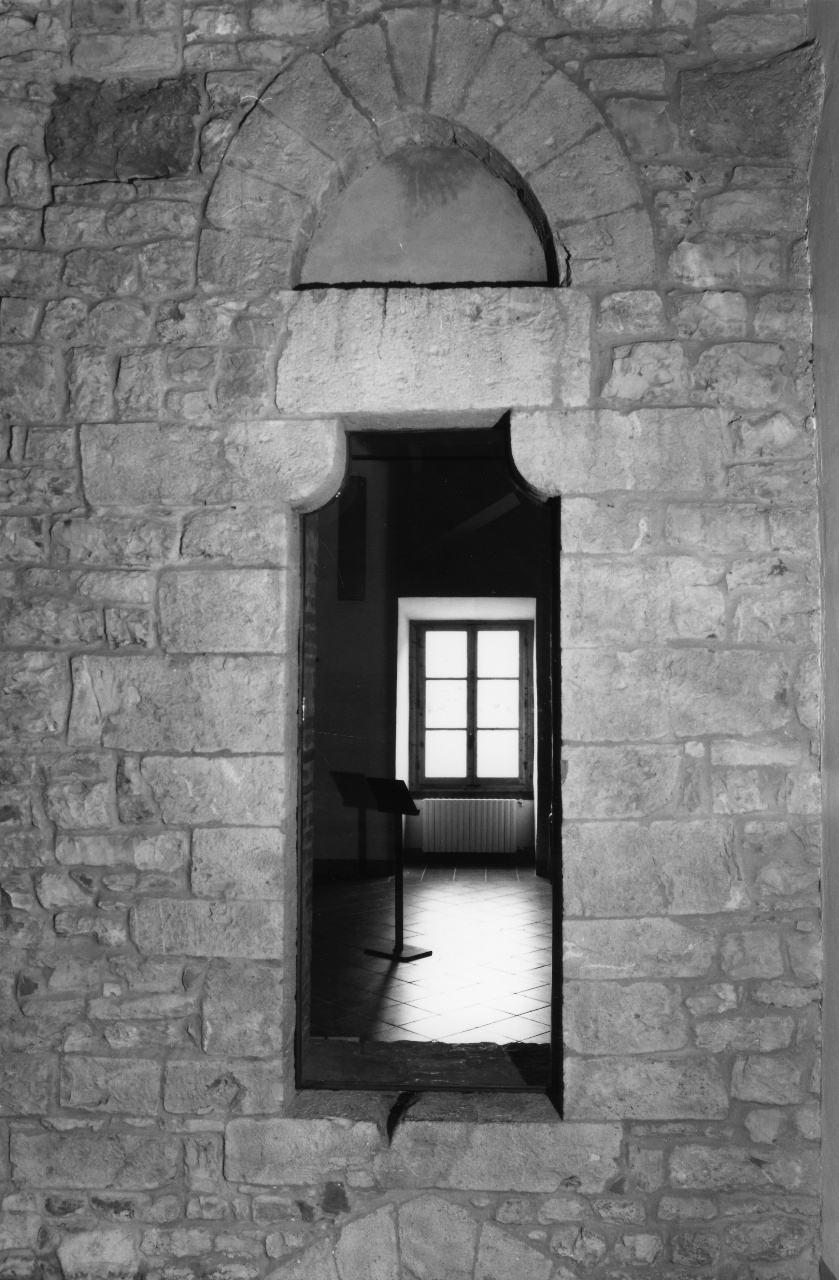 monofora - produzione fiorentina (sec. XIII)