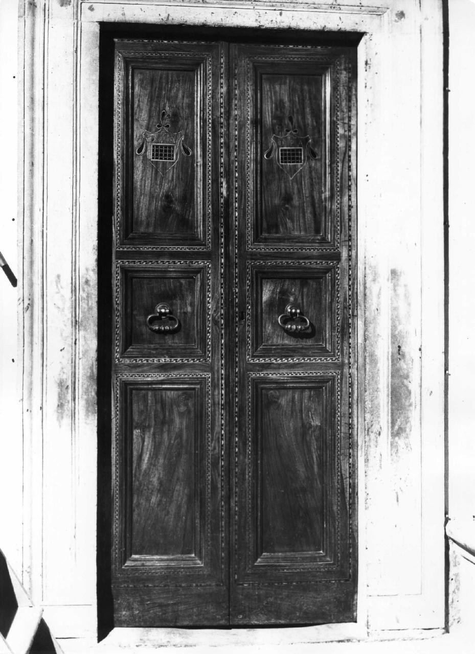 porta - a due battenti - bottega toscana (prima metà sec. XVI)