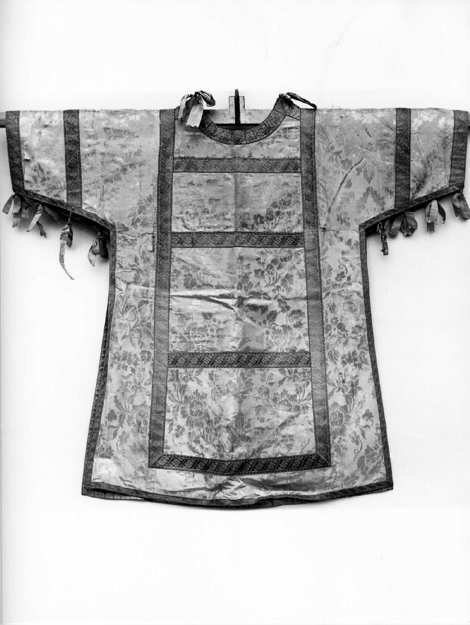 tunicella, serie - manifattura italiana (sec. XIX)