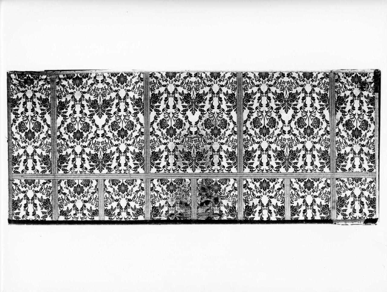 paliotto, coppia - manifattura toscana (sec. XVIII)