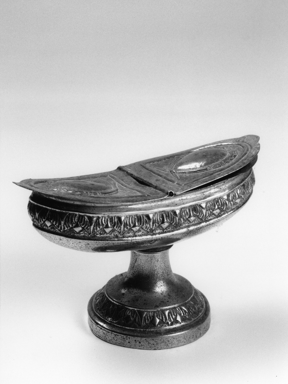 navicella portaincenso - bottega italiana (primo quarto sec. XIX)