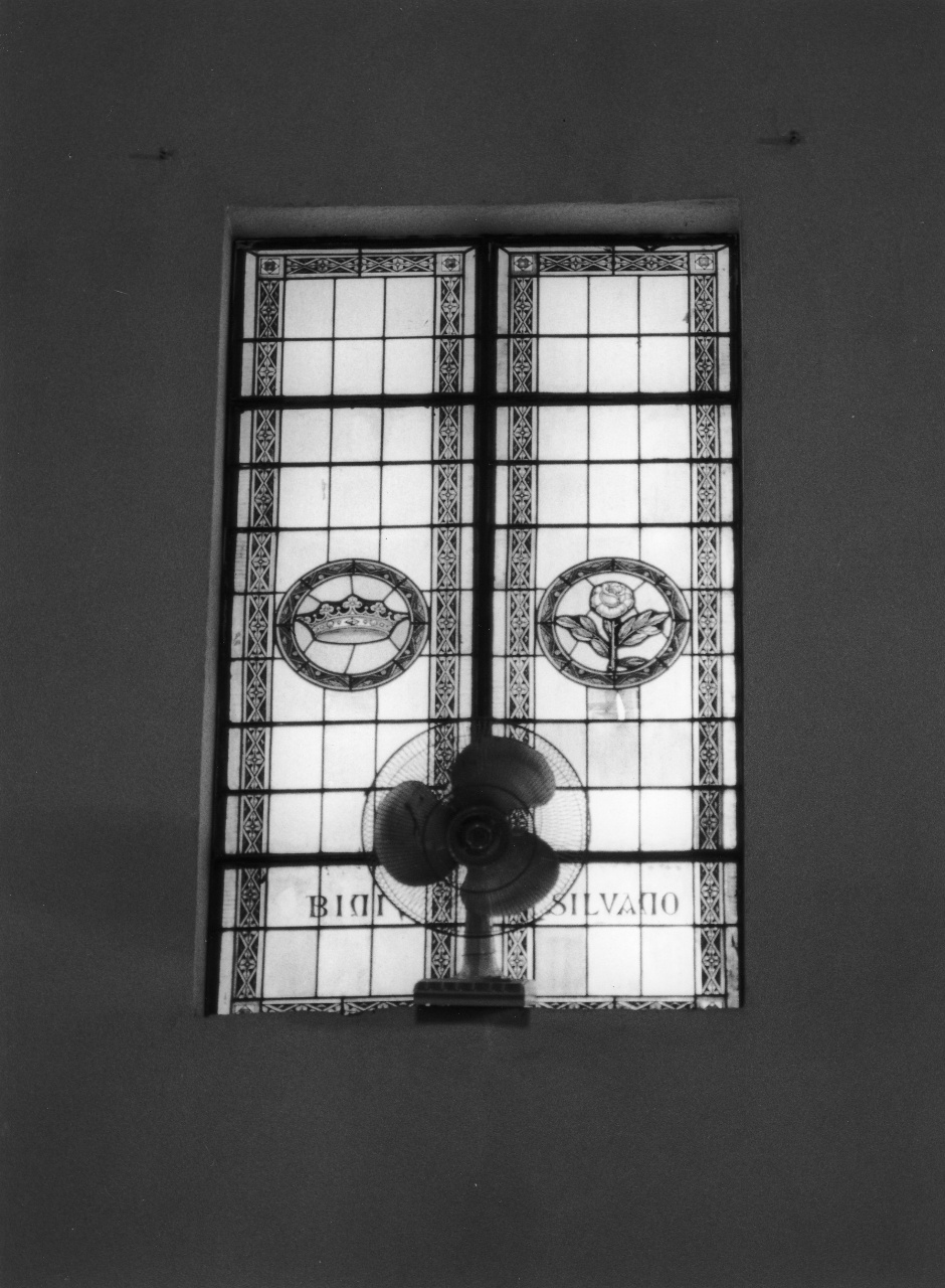 vetrata, serie - produzione toscana (sec. XX)