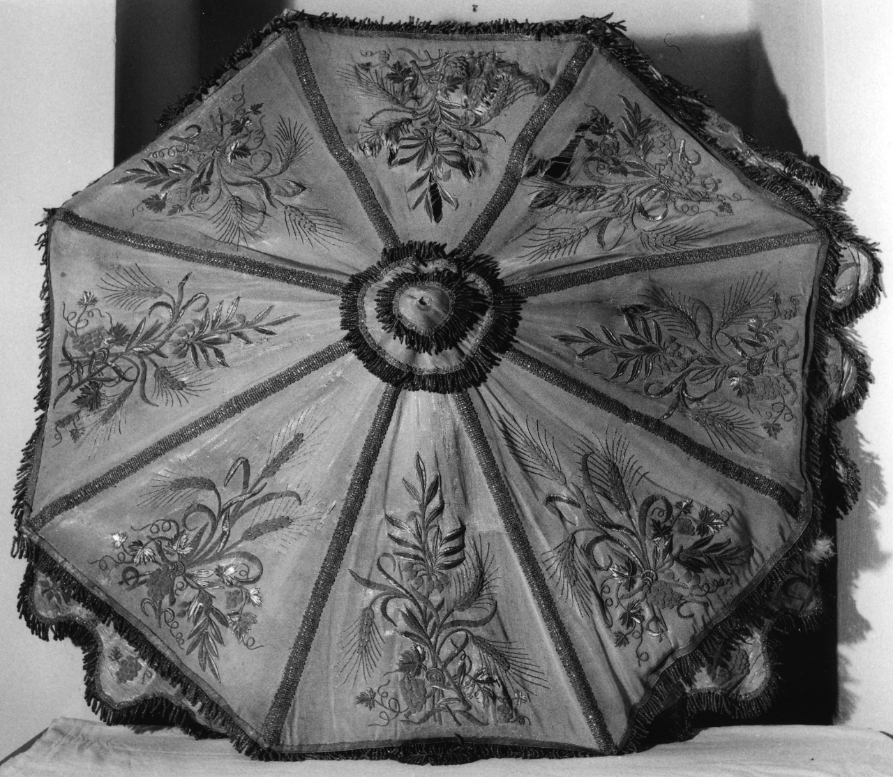 ombrellino processionale - manifattura italiana (fine sec. XIX)