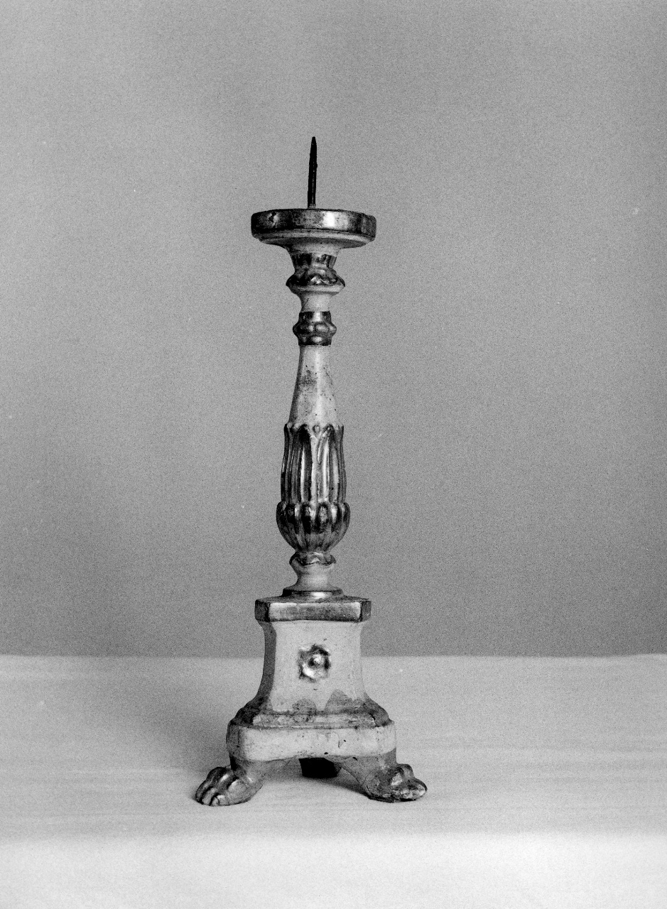 candeliere d'altare, serie - produzione toscana (prima metà sec. XIX)