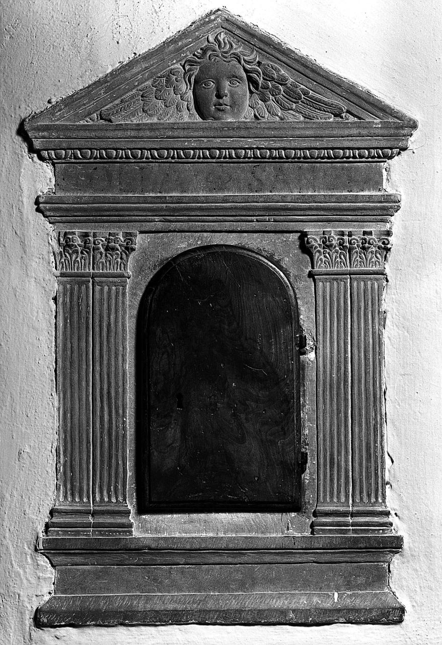 armadietto per oli santi - manifattura toscana (secc. XVI/ XVII)