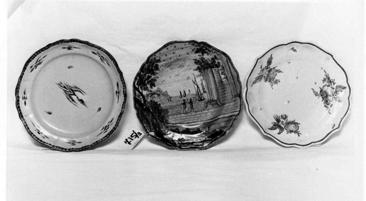 piatto, opera isolata - manifattura castellana (sec. XVIII)