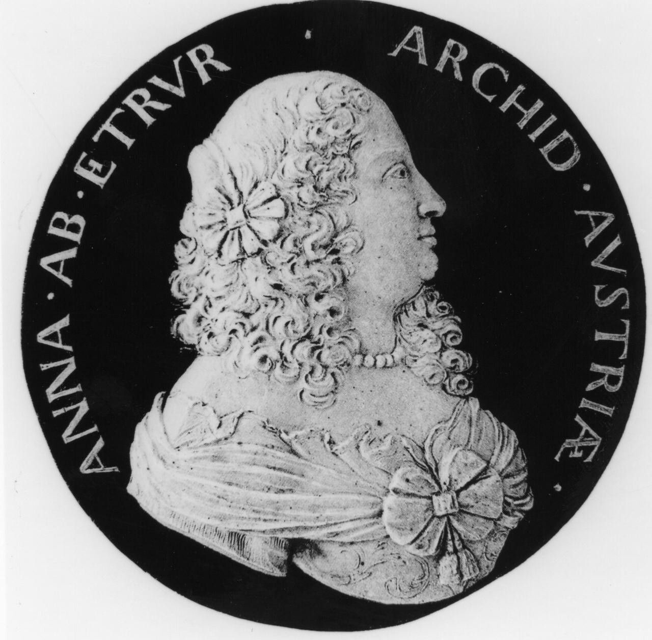 Anna dei Medici (medaglia) di Selvi Antonio (sec. XVIII)