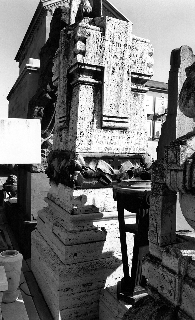 monumento funebre - ambito toscano (sec. XX)