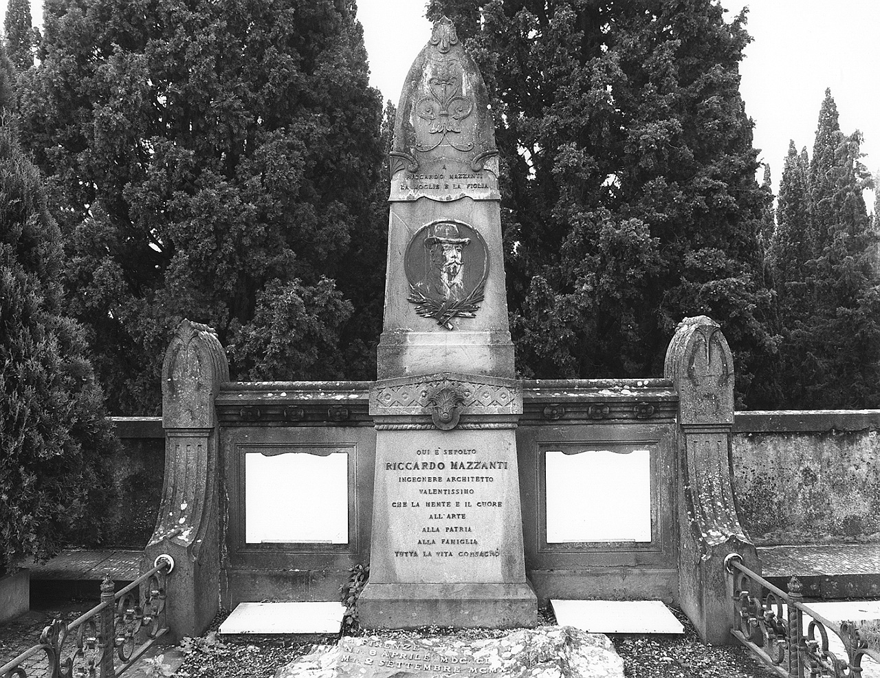 monumento funebre - ambito toscano (sec. XX)