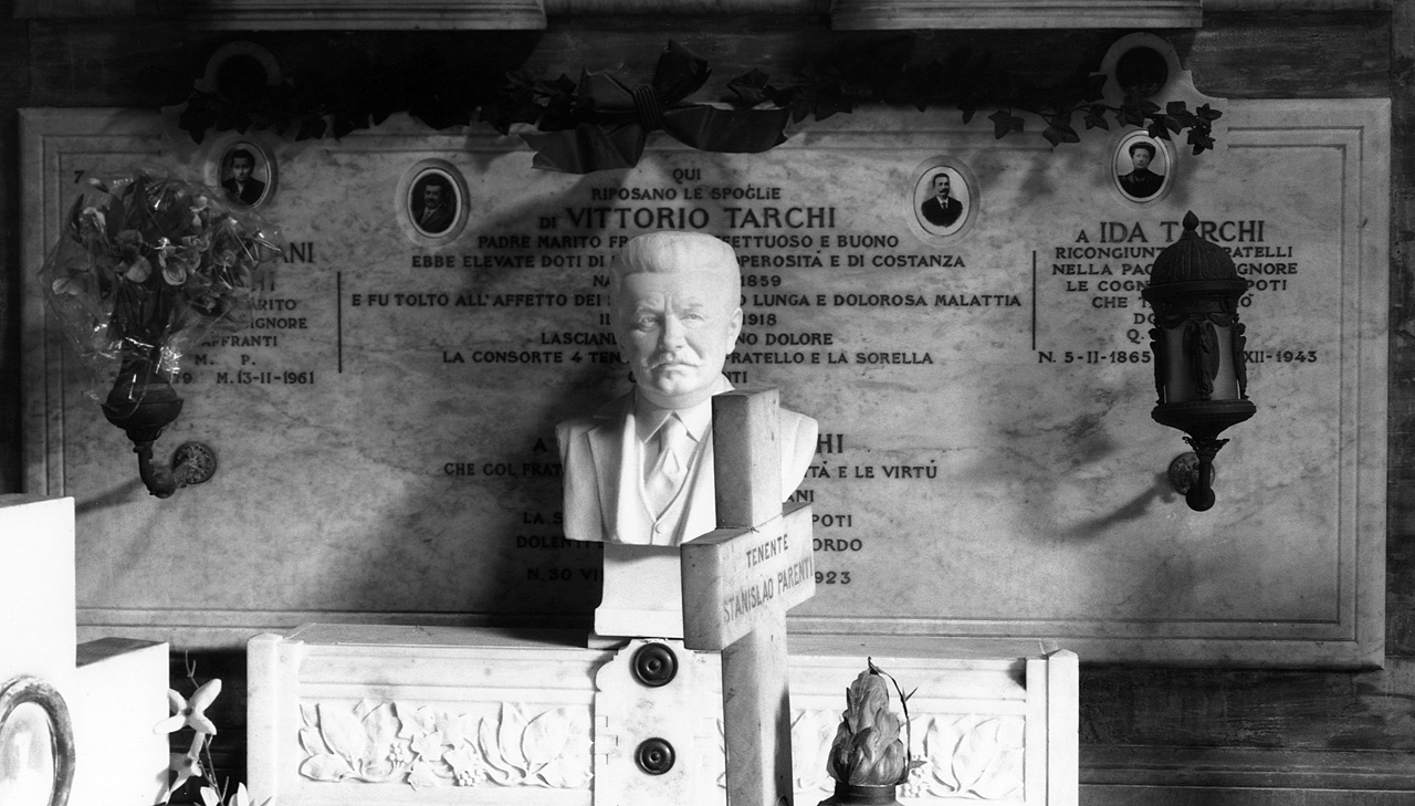 busto ritratto d'uomo (monumento funebre) - ambito toscano (sec. XX)