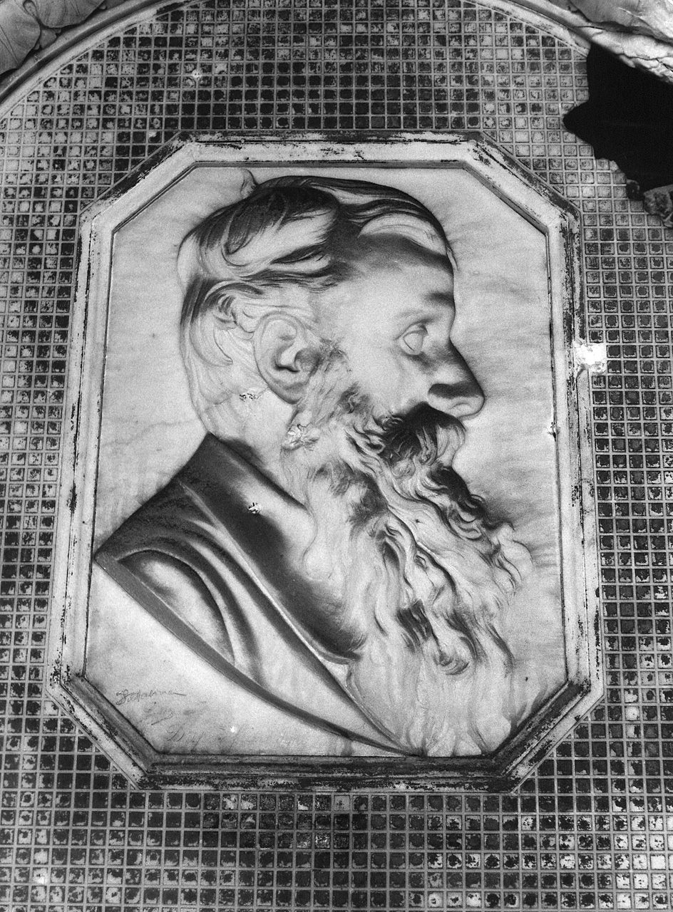 ritratto d'uomo di profilo (rilievo) di Duprè Giovanni (sec. XIX)