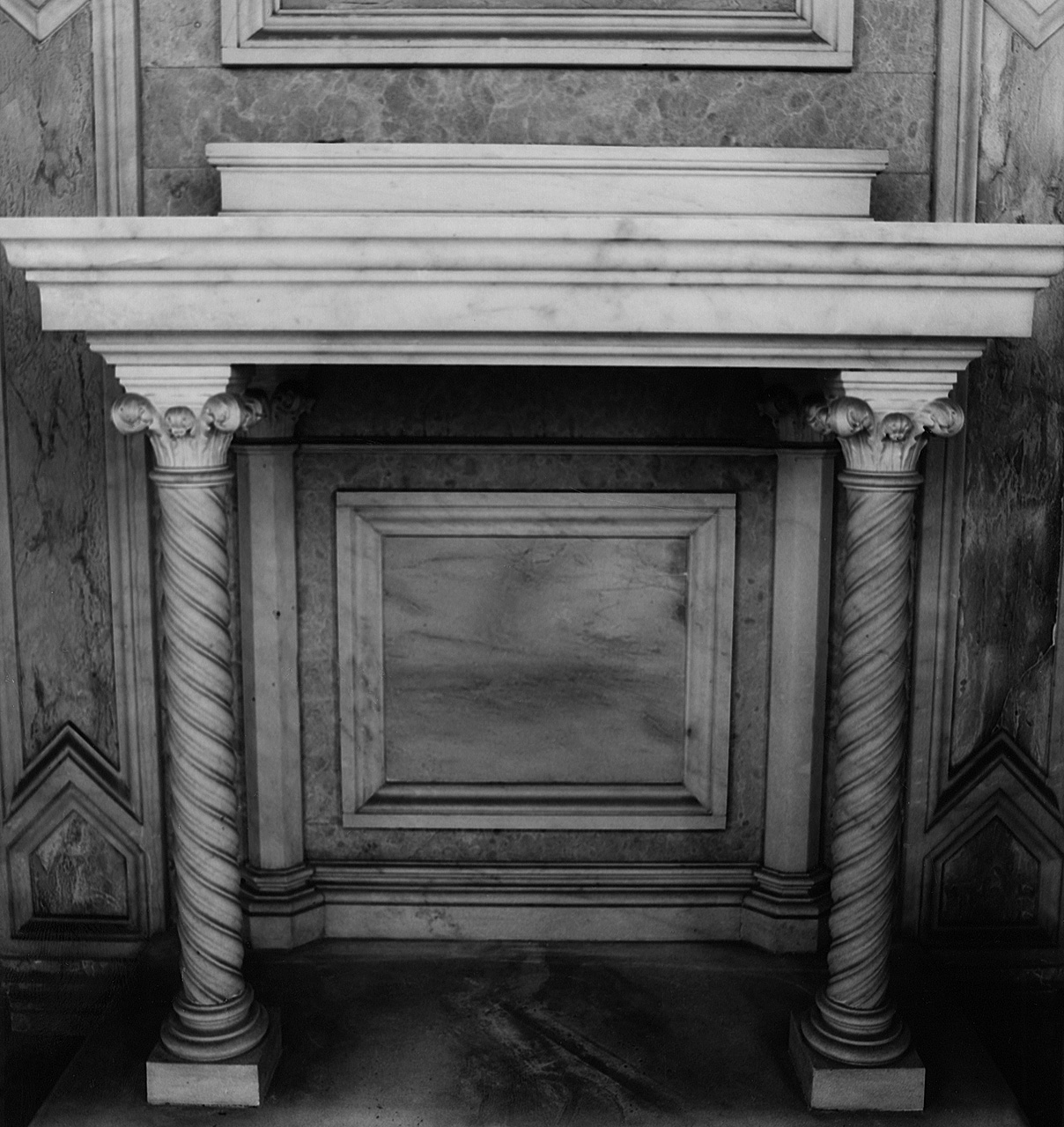 altare - a mensa - manifattura fiorentina (sec. XIX)