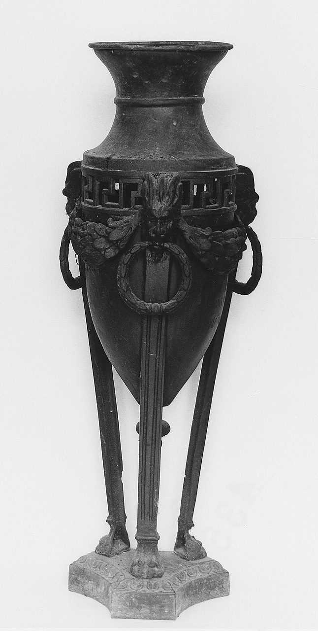 vaso - produzione toscana (sec. XX)