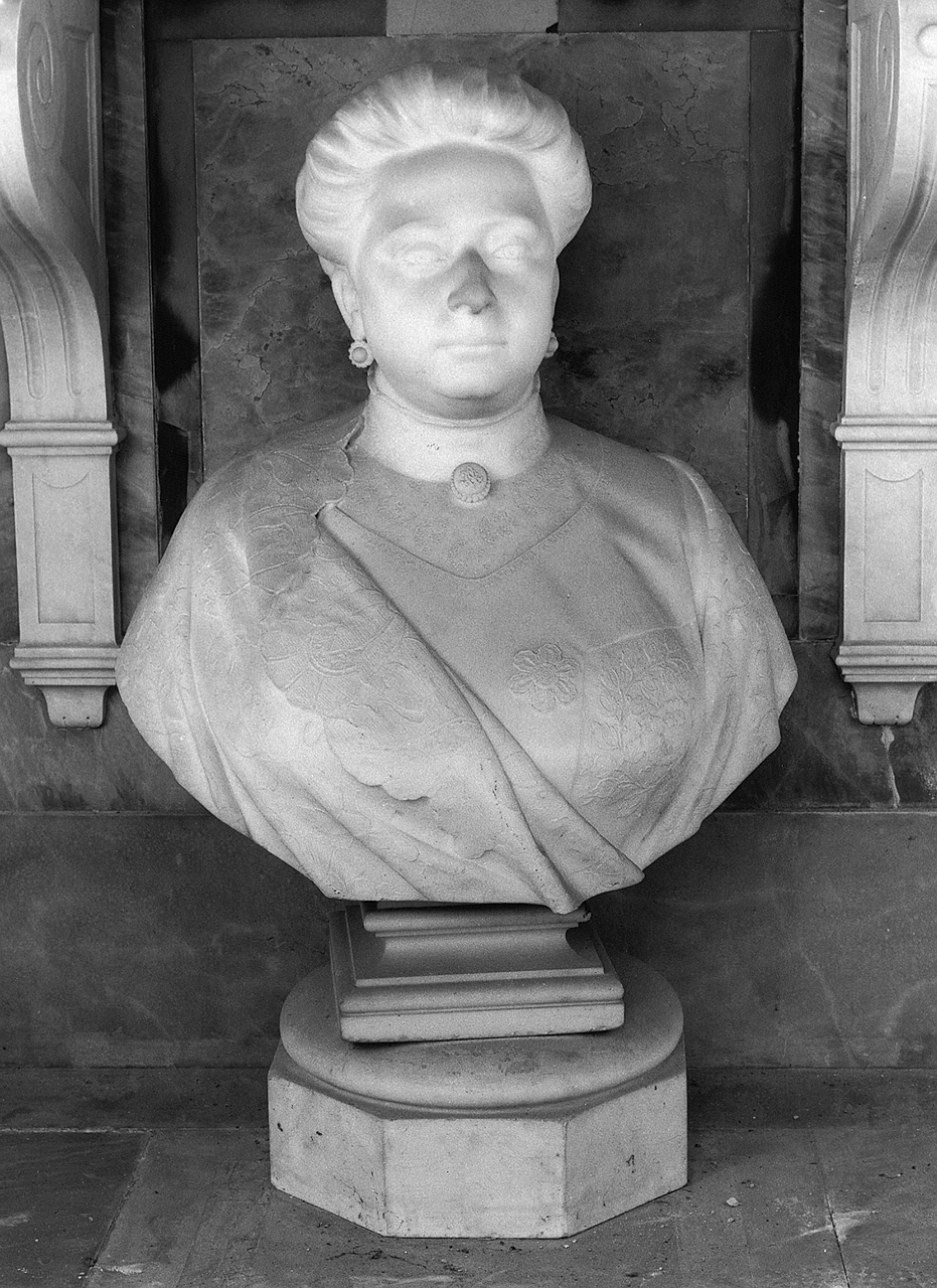 ritratto di donna (busto) di Sodini Dante (sec. XX)