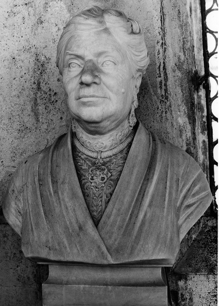 ritratto di donna (busto) - ambito fiorentino (sec. XX)