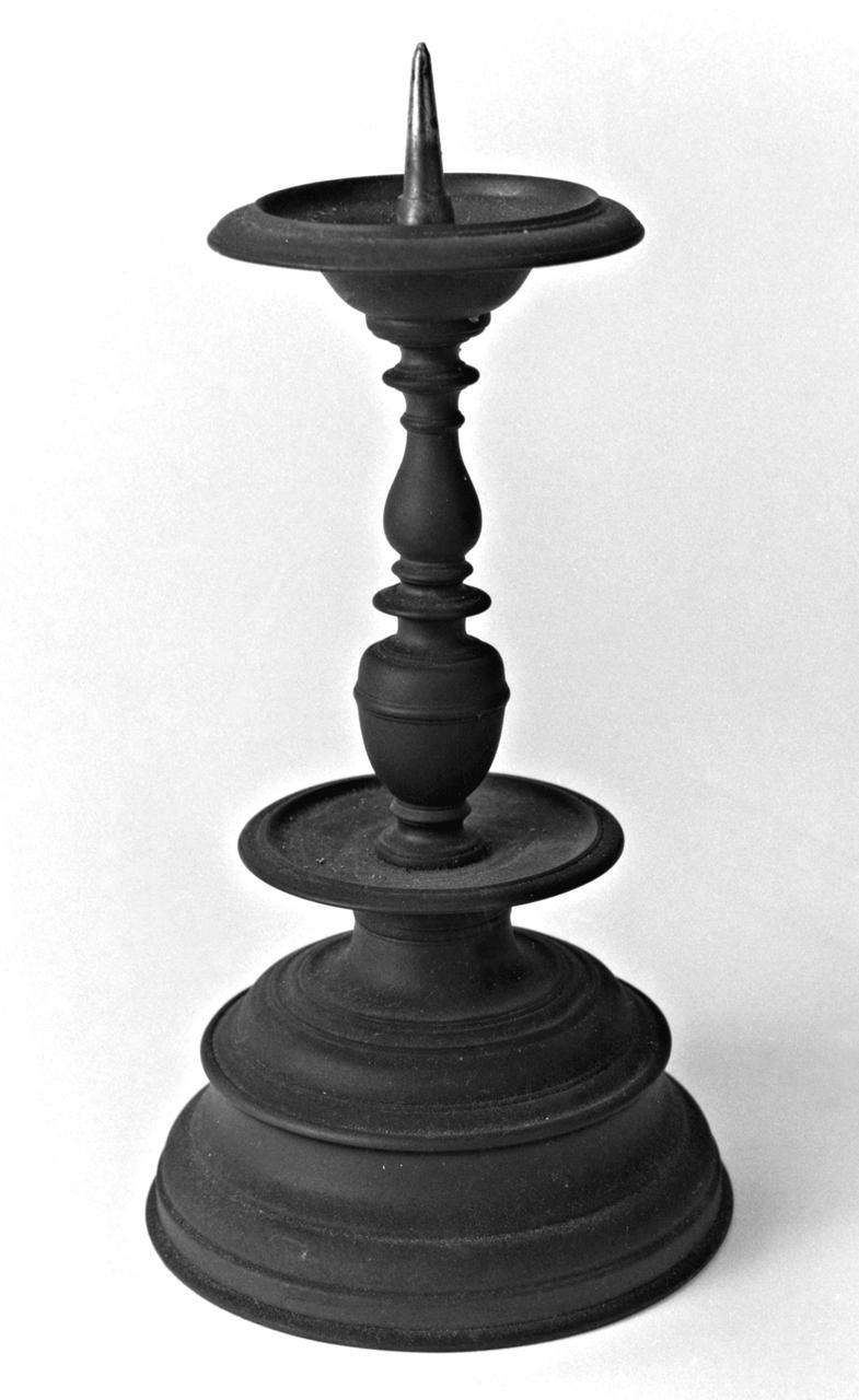 candeliere, serie - produzione toscana (sec. XVIII)