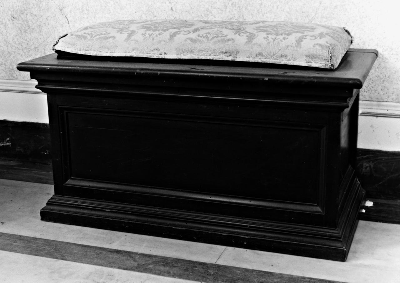 cassapanca, serie - bottega toscana (seconda metà sec. XIX)