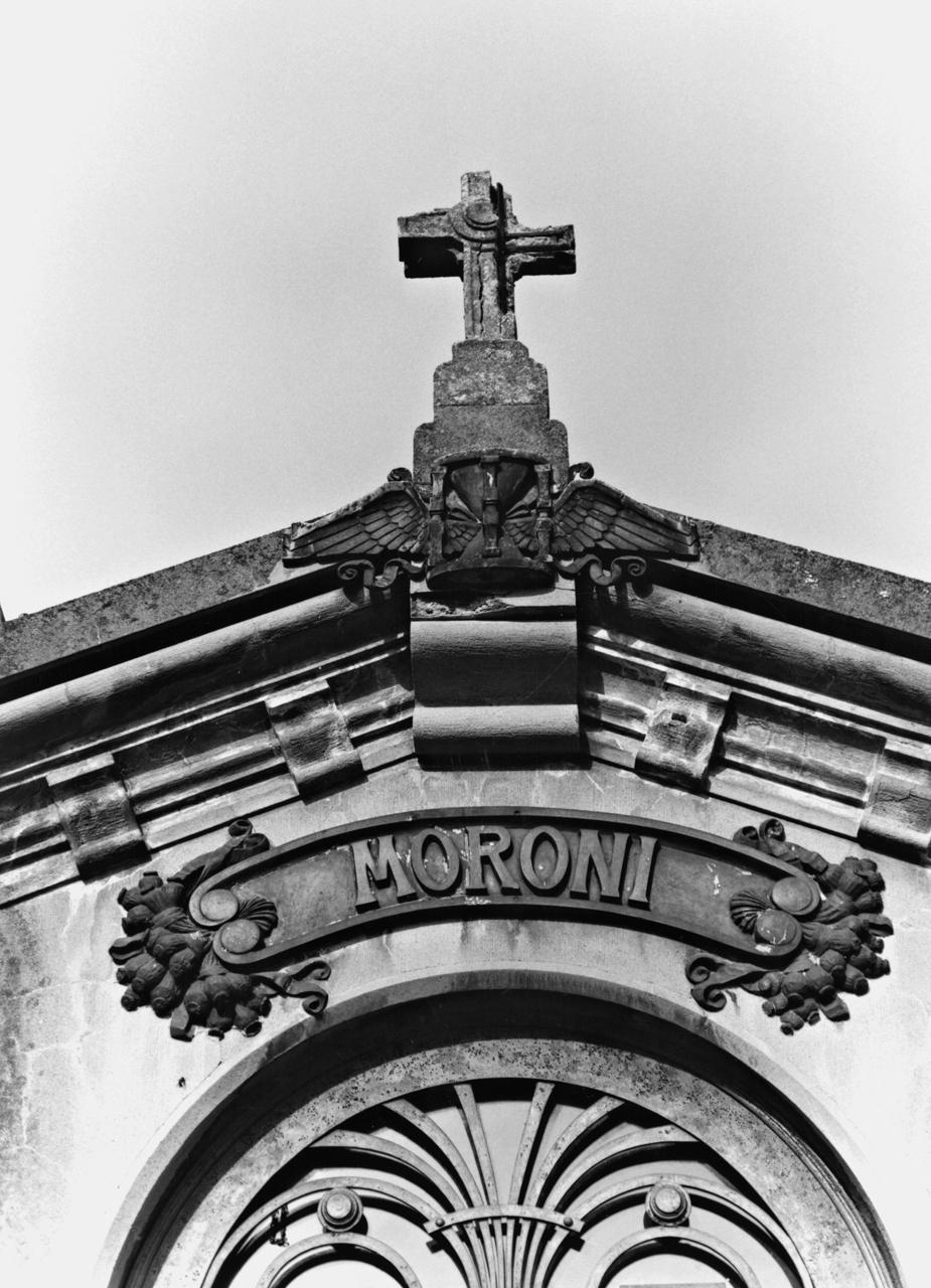 decorazione plastica - produzione toscana (inizio sec. XX)