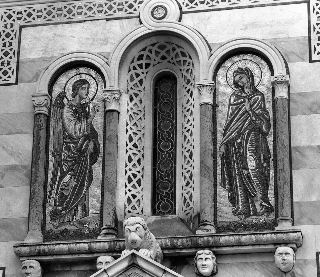 Annunciazione (decorazione musiva, elemento d'insieme) - ambito toscano (sec. XIX)